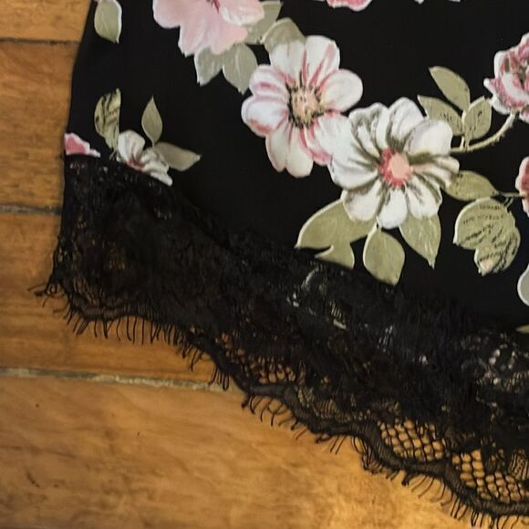 Agnes Orinda Women’s Black Floral Lace Shorts Size 1X - Picture 3 of 5